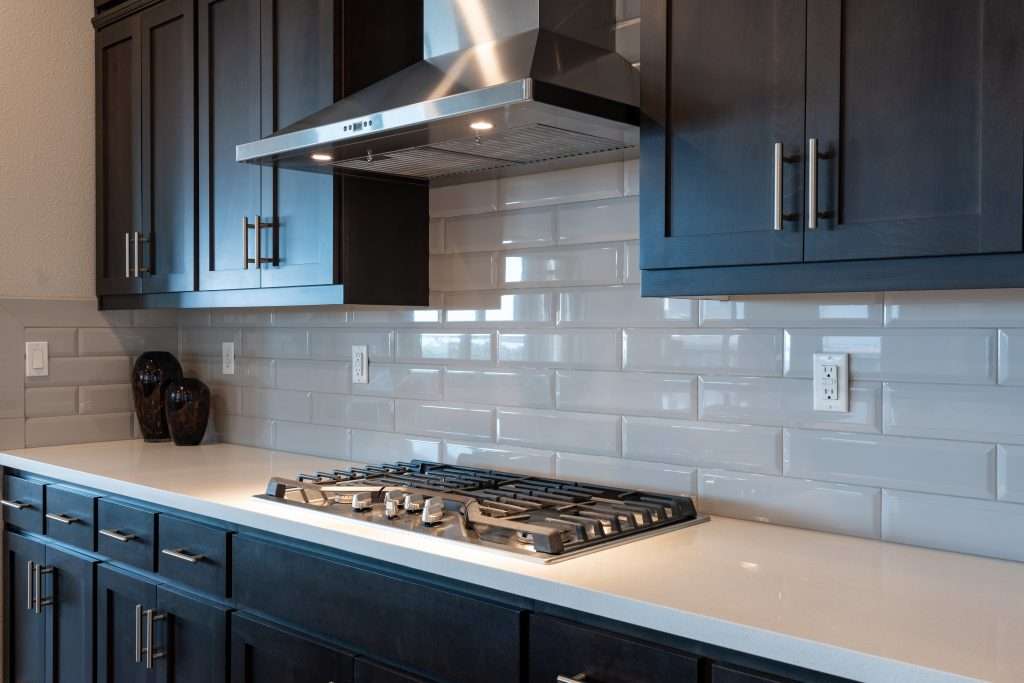 Where Should Your Kitchen Backsplash Start and Stop? - 1
