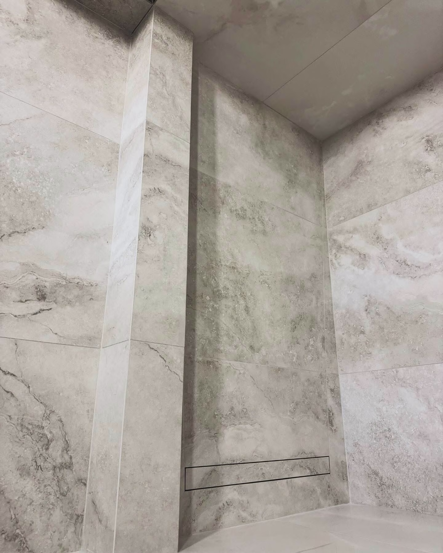 Custom Walk-In Shower Tiling & Modern Wet Room - 1
